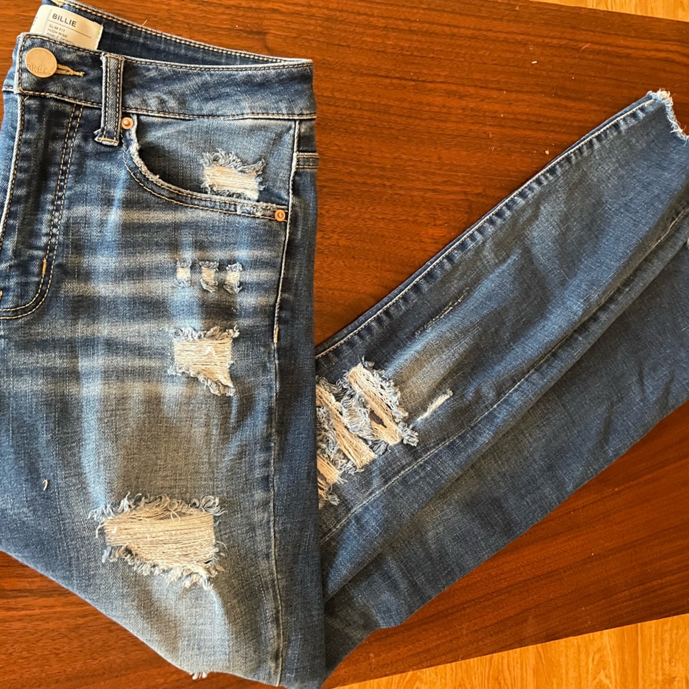 BKE Billie  slim fit high rise ankle skinny distressed jeans size 27